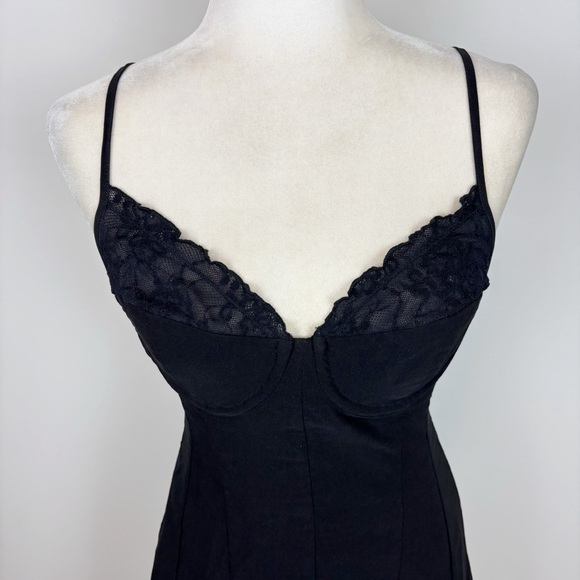 WeWoreWhat Lace Peplum Corset Mini Dress in Black Size 8 - Picture 3 of 14